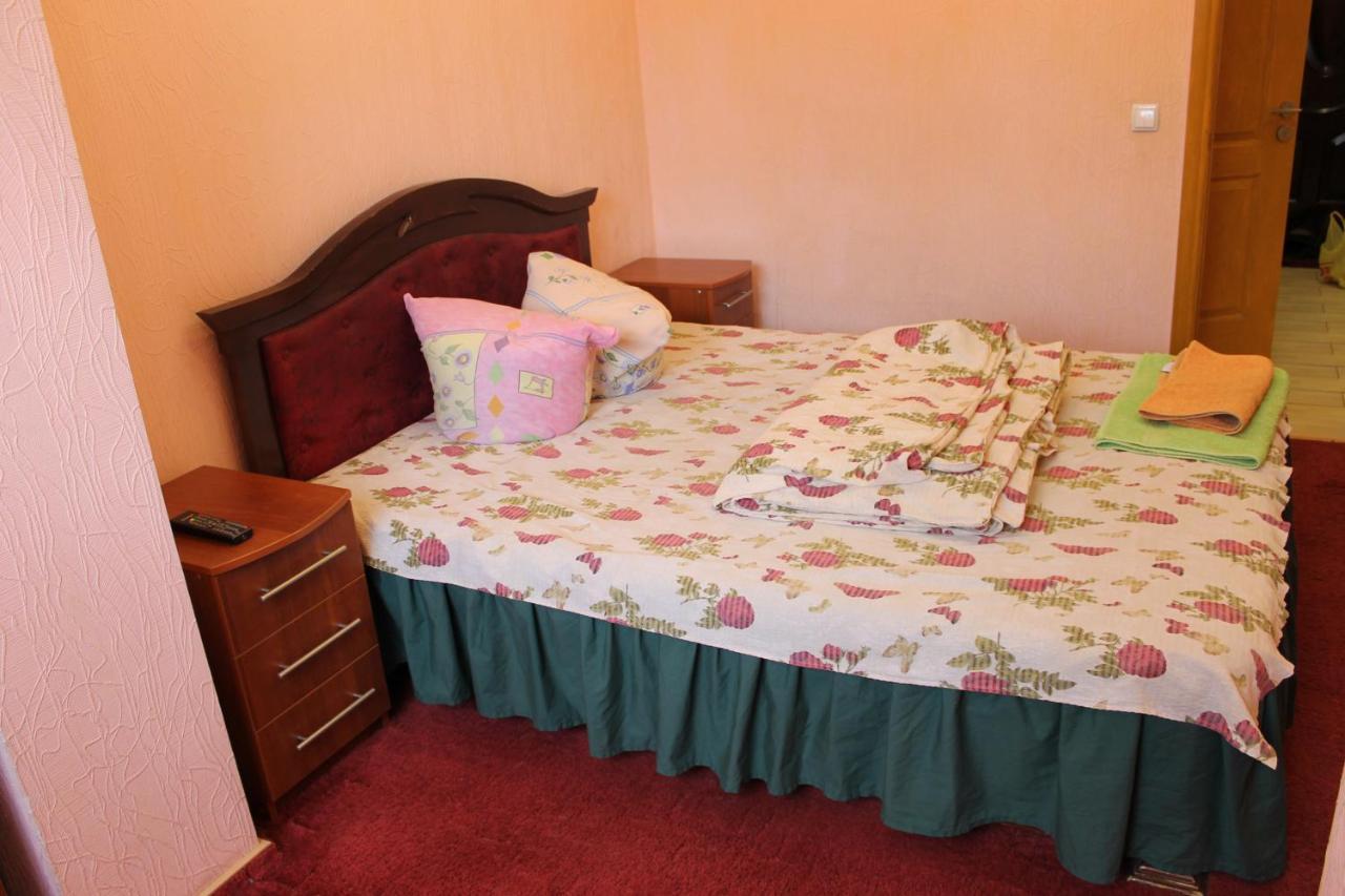 Studio apartment TTchernihiv Extérieur photo